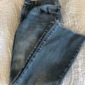 Levi’s High Waist Straight Leg 27